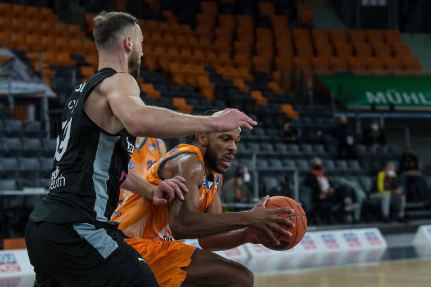 还是强壮的 还是强壮的