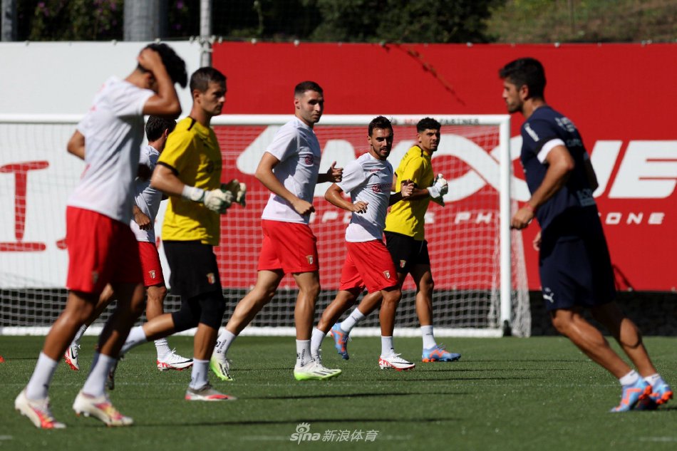 被任命为第 被任命为第