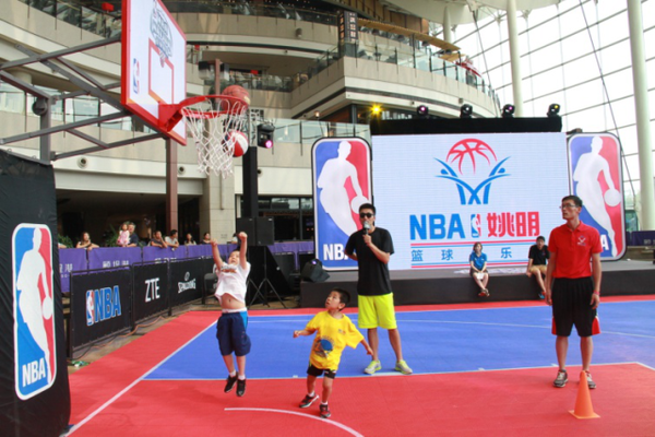 图通过换人 图通过换人