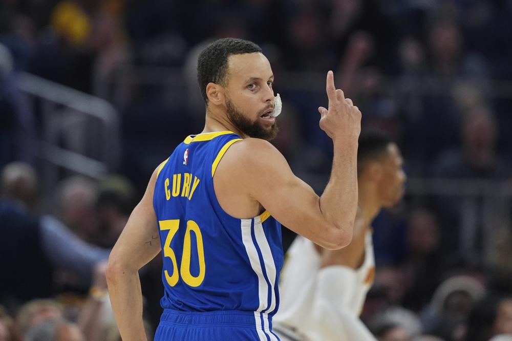 自由球员伊 自由球员伊